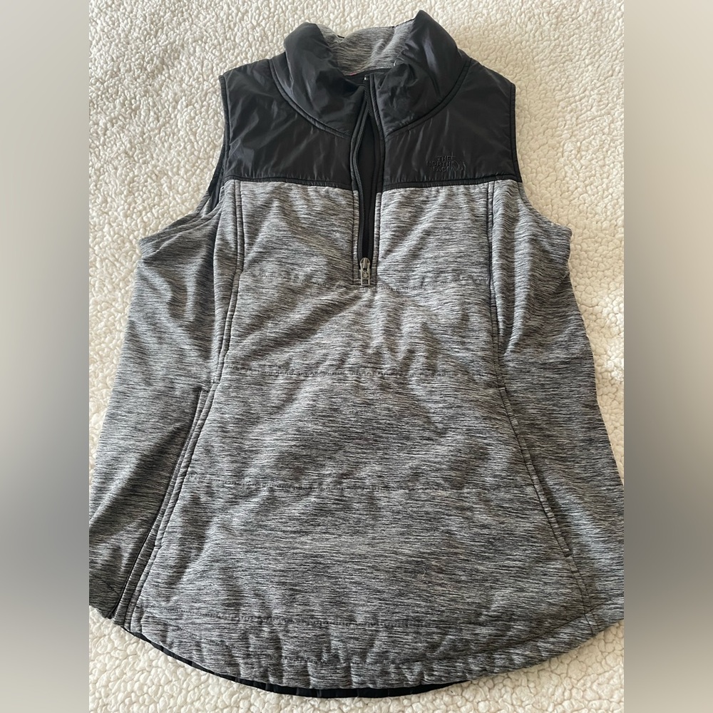 The North Face Gray Heather Sleeveless Half-Zip Pullover